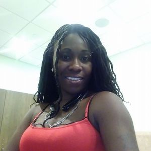 Meet your Posher, Sharina